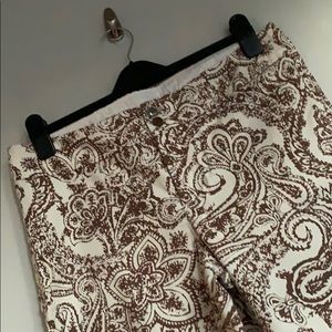 Paisleys Stretch Cropped Pants